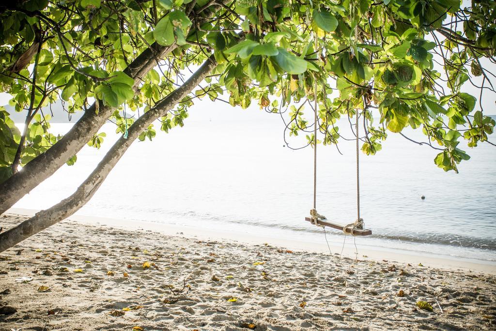 Anahata Resort Lipa Noi Exterior photo